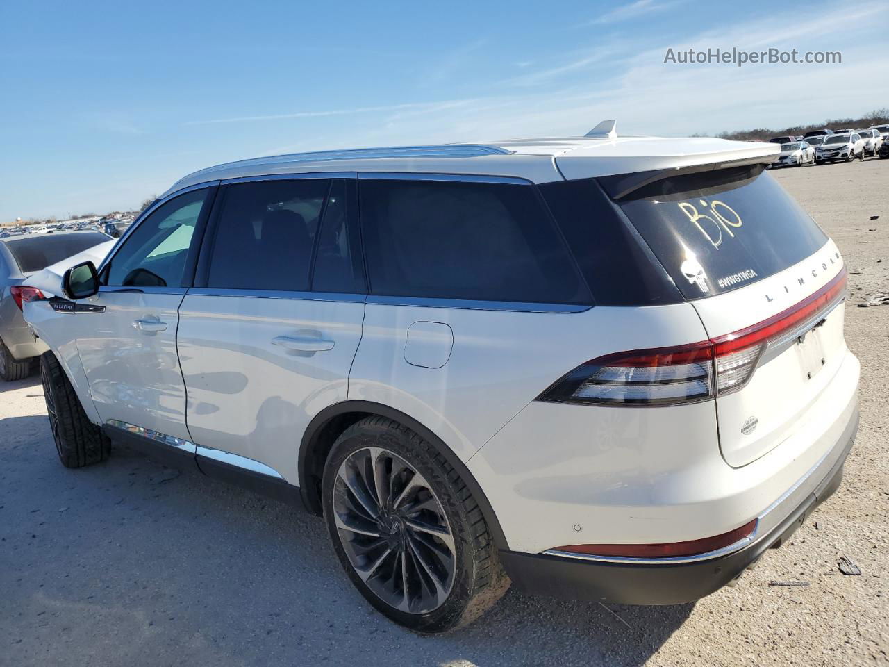 2020 Lincoln Aviator Reserve White vin: 5LM5J7WC8LGL37825