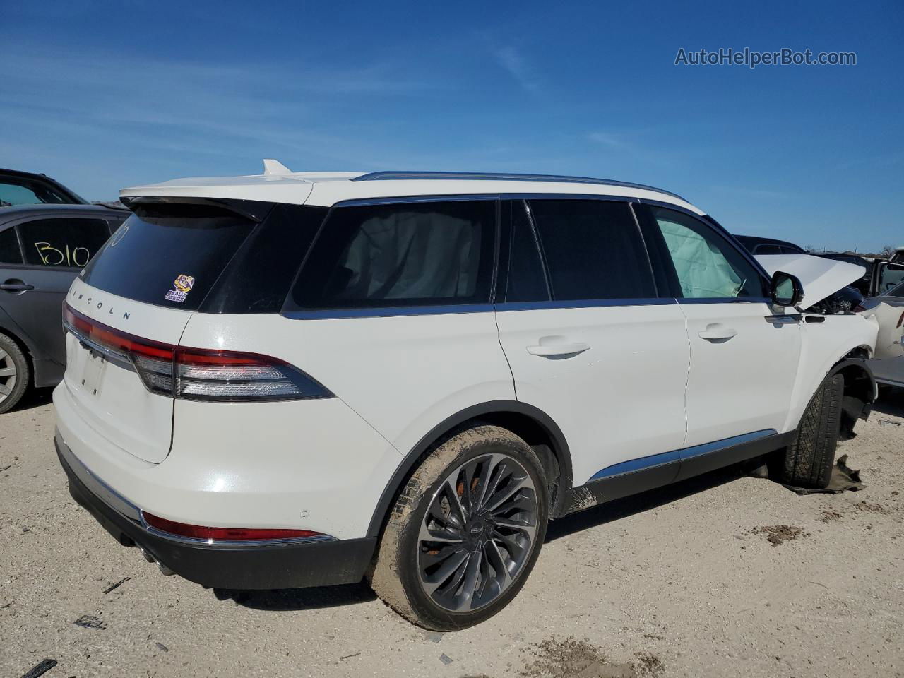 2020 Lincoln Aviator Reserve White vin: 5LM5J7WC8LGL37825