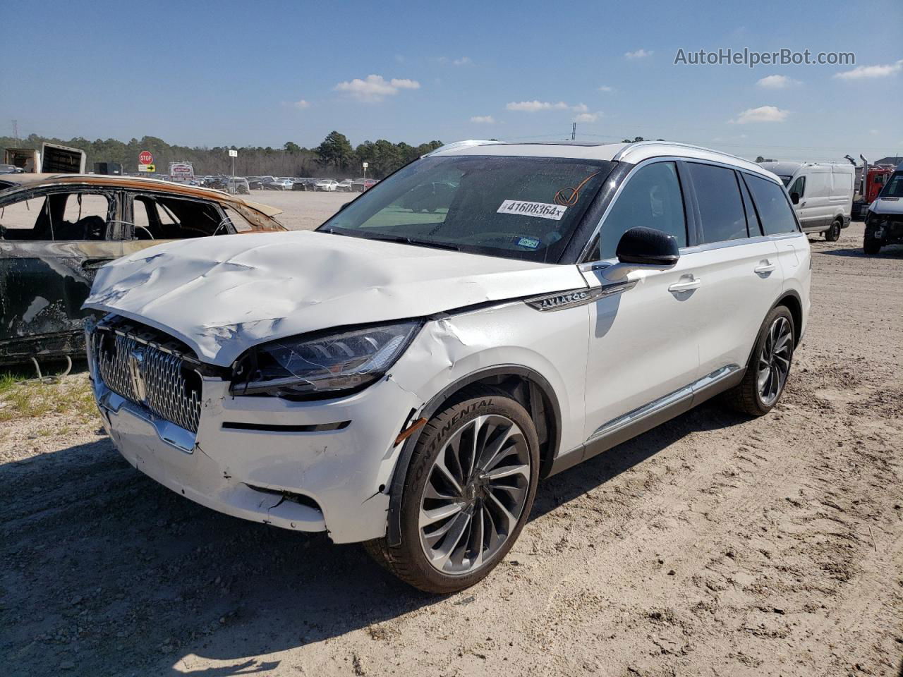 2020 Lincoln Aviator Reserve White vin: 5LM5J7WC8LGL37825