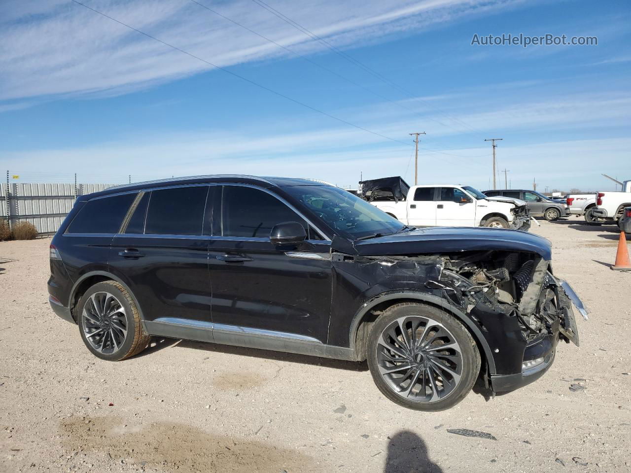 2020 Lincoln Aviator Reserve Black vin: 5LM5J7XC0LGL11430