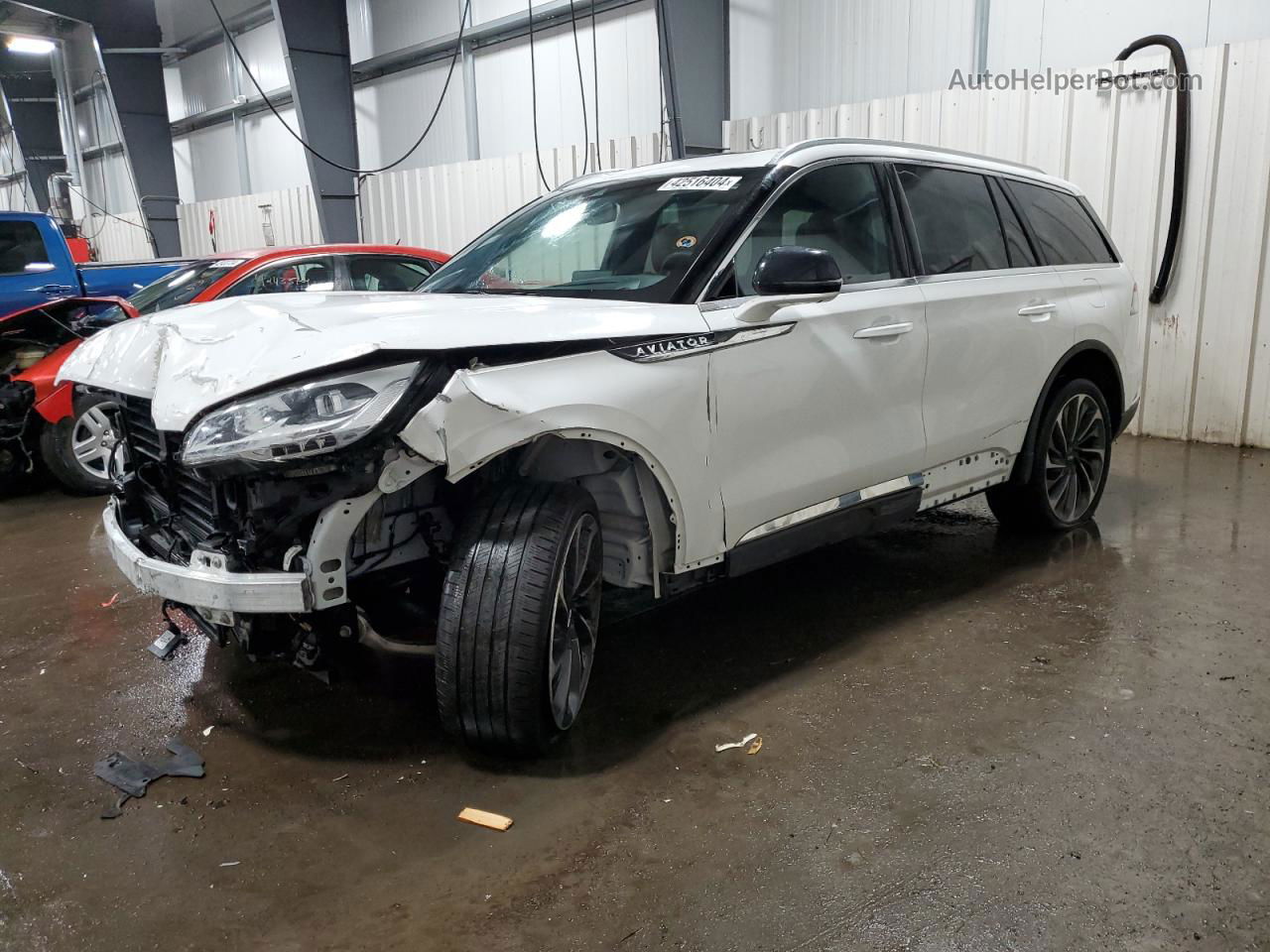 2020 Lincoln Aviator Reserve White vin: 5LM5J7XC3LGL37939