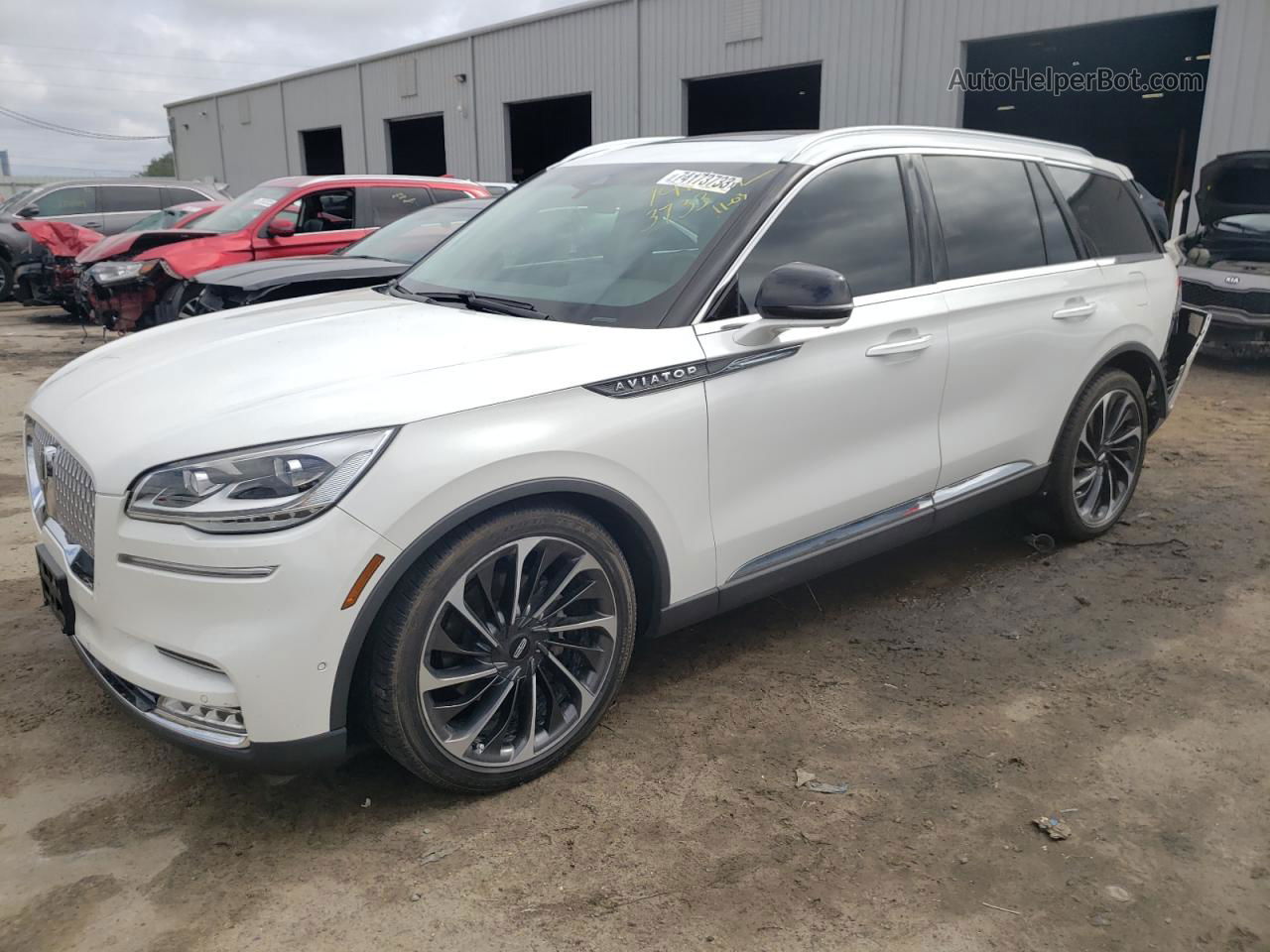 2020 Lincoln Aviator Reserve White vin: 5LM5J7XC4LGL01662