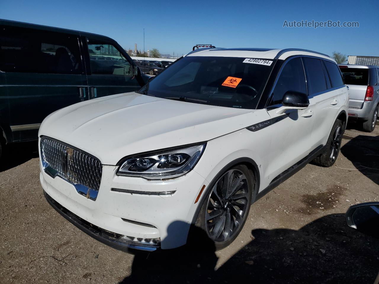 2020 Lincoln Aviator Reserve White vin: 5LM5J7XC7LGL06922