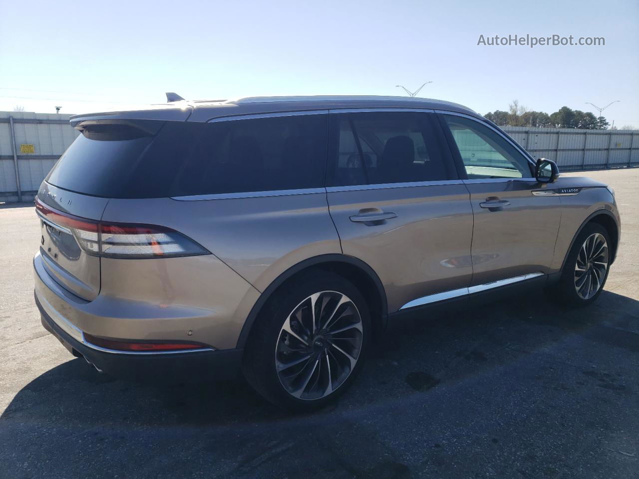 2020 Lincoln Aviator Reserve Желто-коричневый vin: 5LM5J7XC7LGL16785