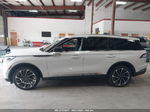 2020 Lincoln Aviator Reserve White vin: 5LM5J7XC8LGL32509