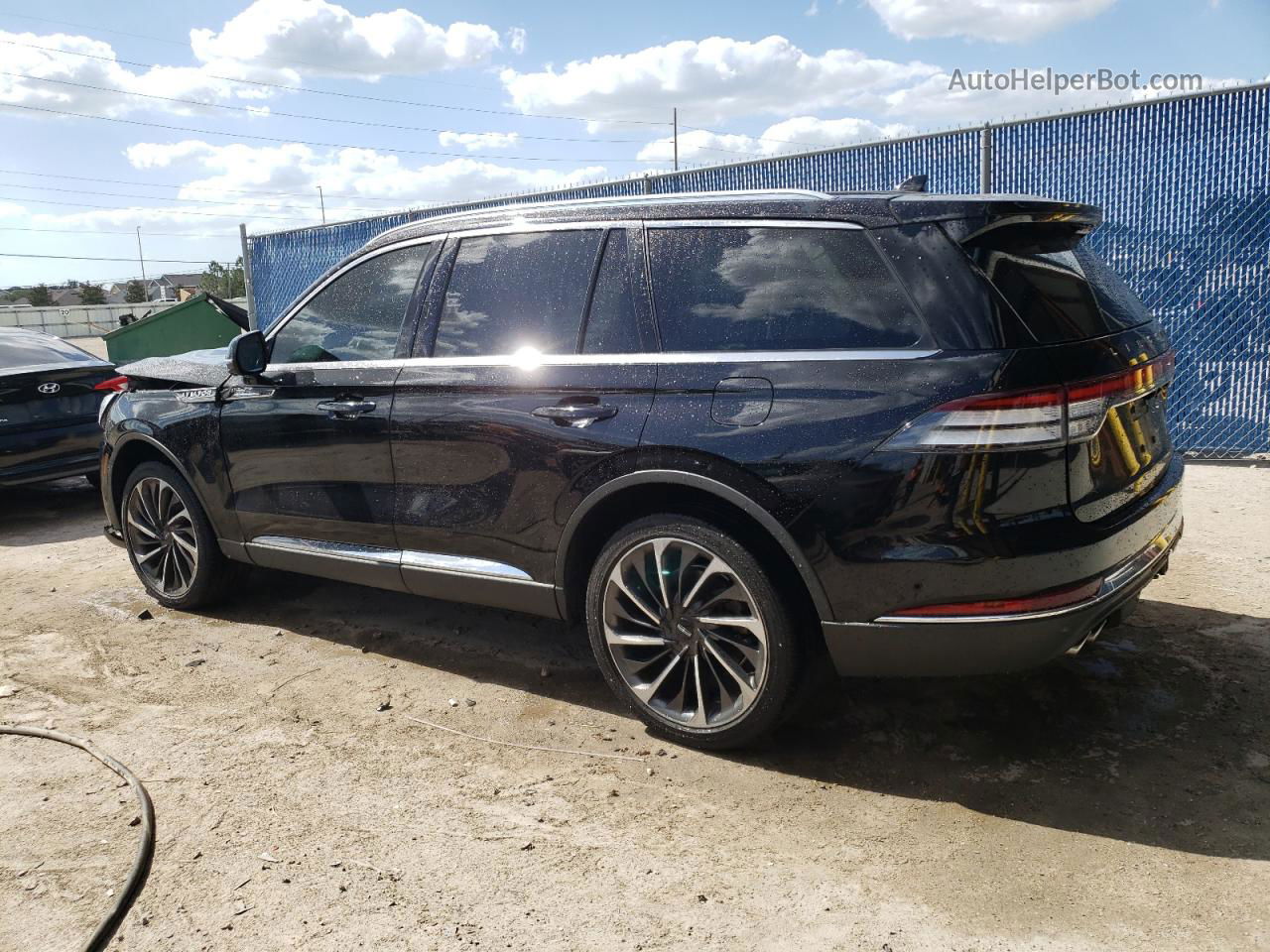 2020 Lincoln Aviator Reserve Черный vin: 5LM5J7XC8LGL34471