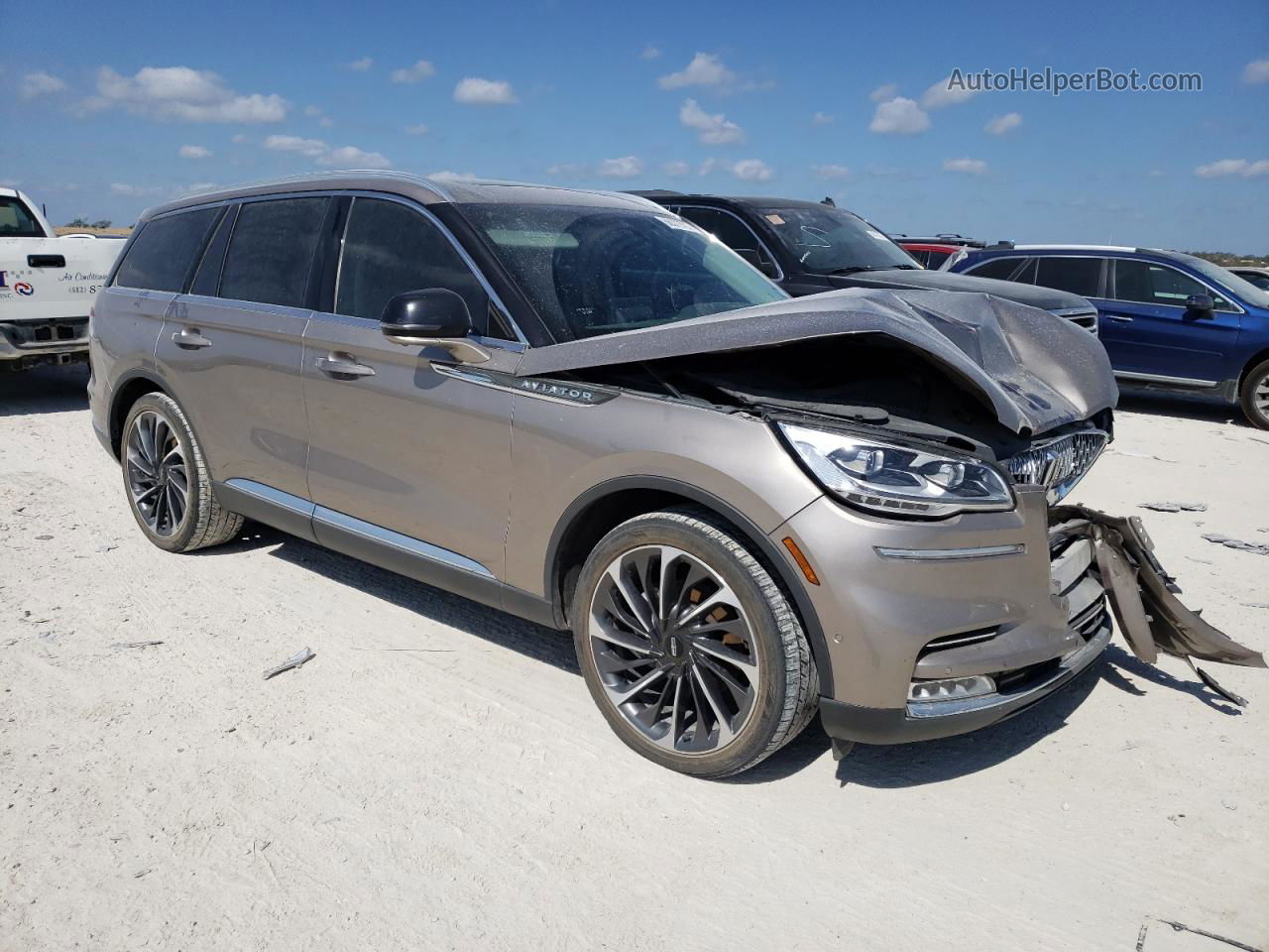 2020 Lincoln Aviator Reserve Gold vin: 5LM5J7XC9LGL23544