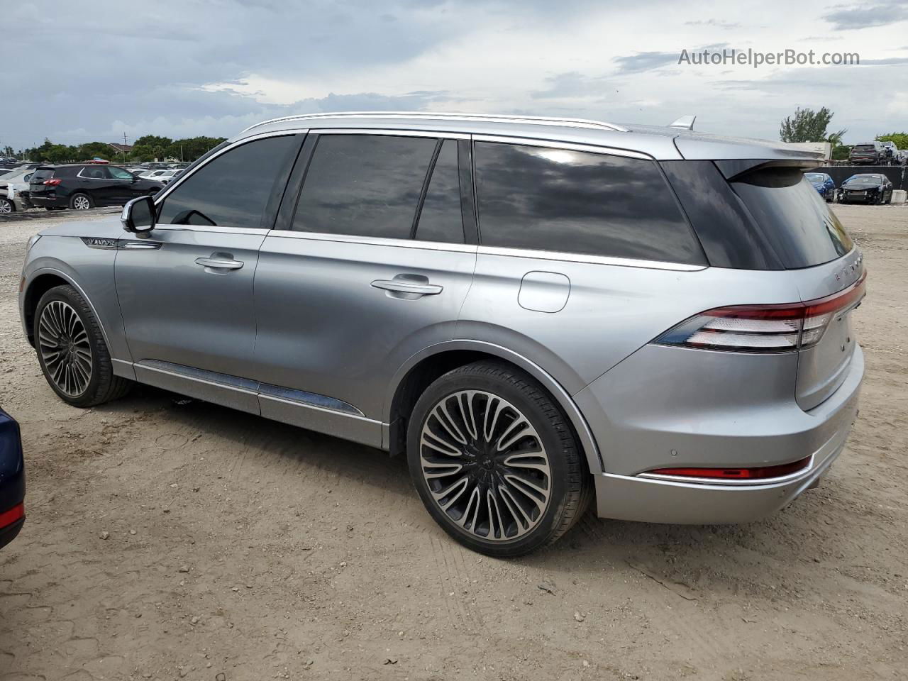 2020 Lincoln Aviator Black Label Серебряный vin: 5LM5J9XC7LGL04762