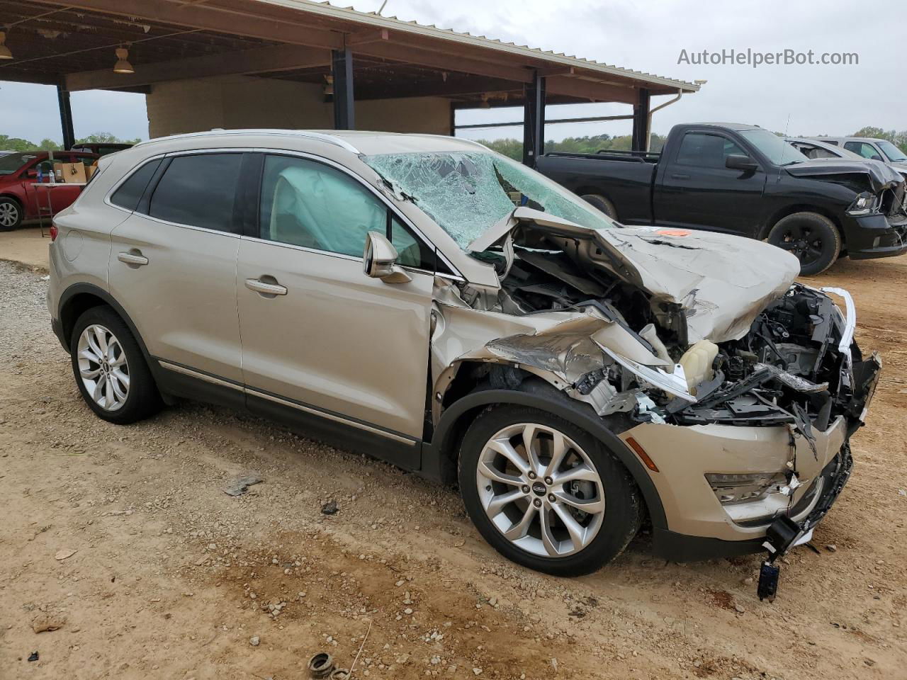 2015 Lincoln Mkc  Beige vin: 5LMCJ1A93FUJ10998