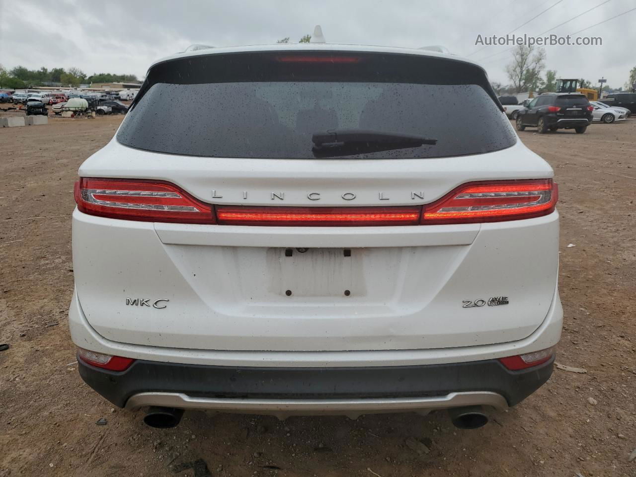 2015 Lincoln Mkc  White vin: 5LMCJ2A96FUJ36548