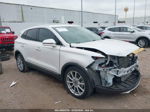 2019 Lincoln Mkc Reserve White vin: 5LMCJ3C91KUL42650