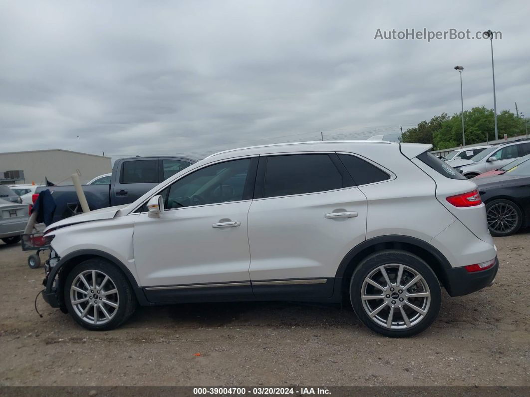 2019 Lincoln Mkc Reserve White vin: 5LMCJ3C91KUL42650