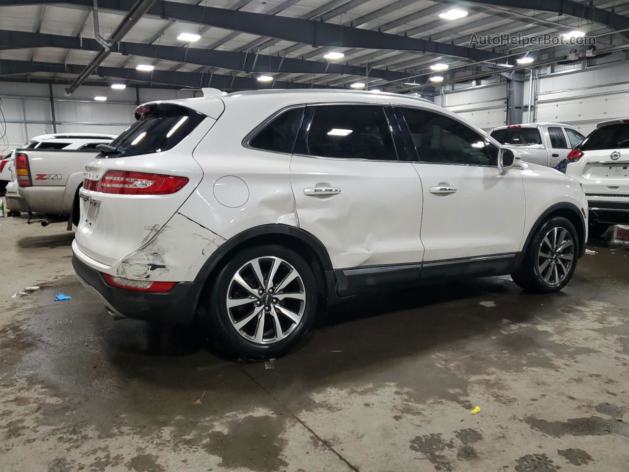 2019 Lincoln Mkc Reserve White vin: 5LMCJ3D99KUL49523