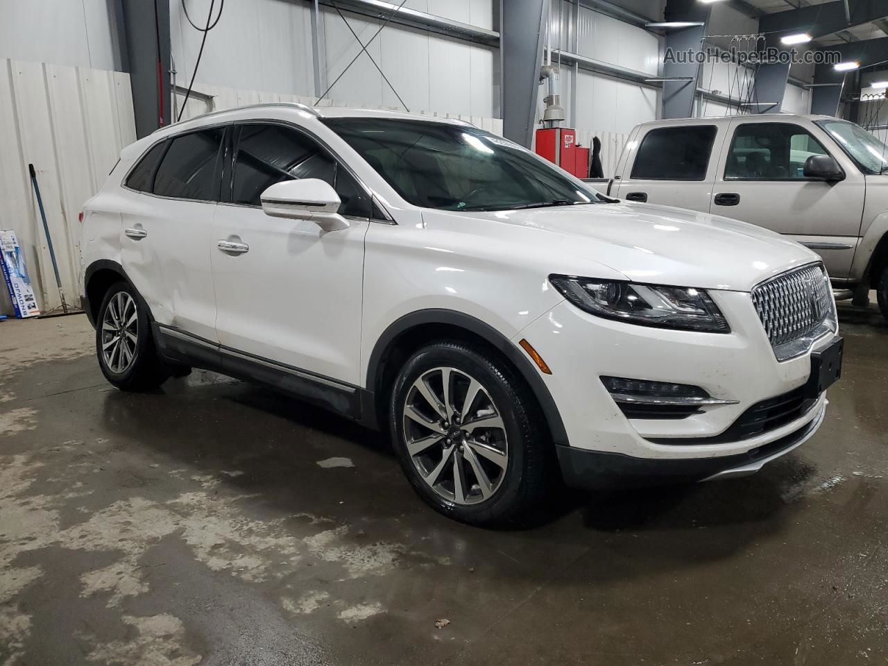 2019 Lincoln Mkc Reserve White vin: 5LMCJ3D99KUL49523