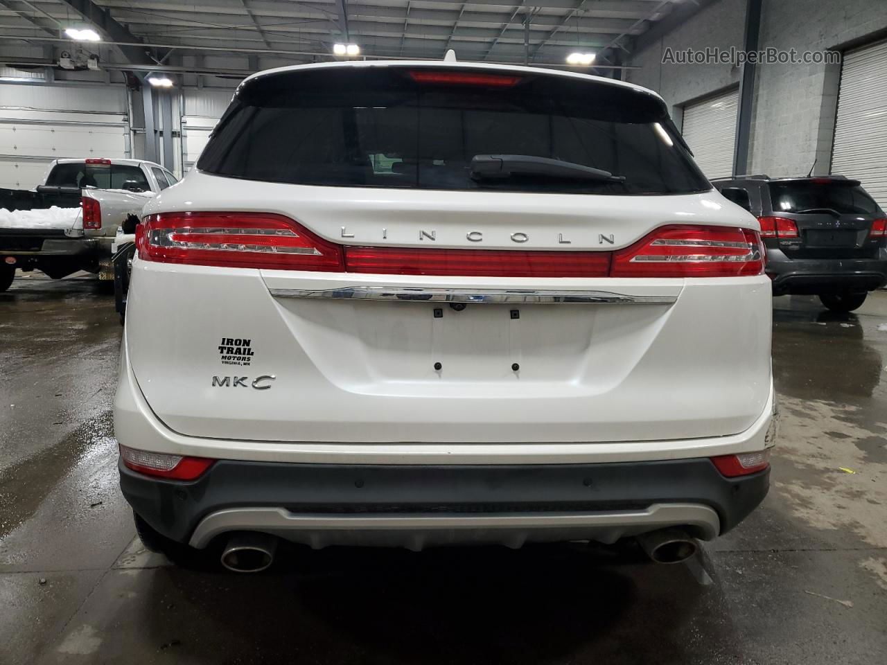 2019 Lincoln Mkc Reserve White vin: 5LMCJ3D99KUL49523