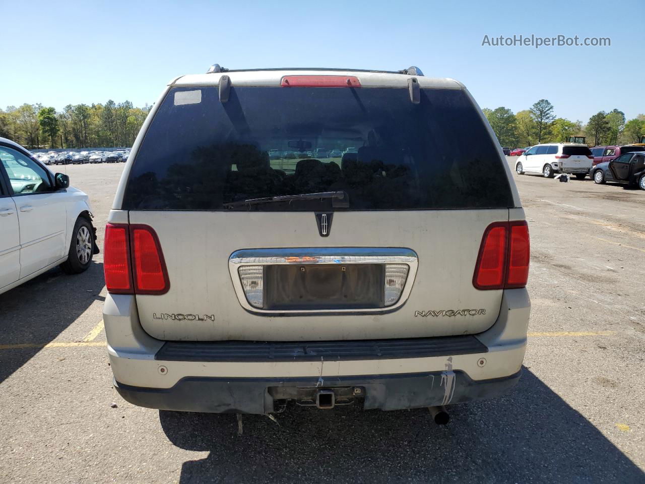 2006 Lincoln Navigator  White vin: 5LMFU28506LJ22478