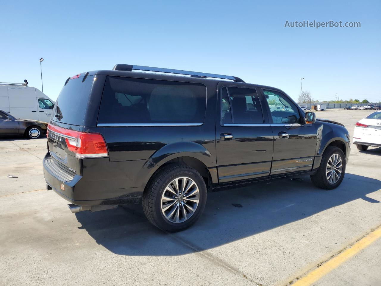 2016 Lincoln Navigator L Select Черный vin: 5LMJJ3HT2GEL12313