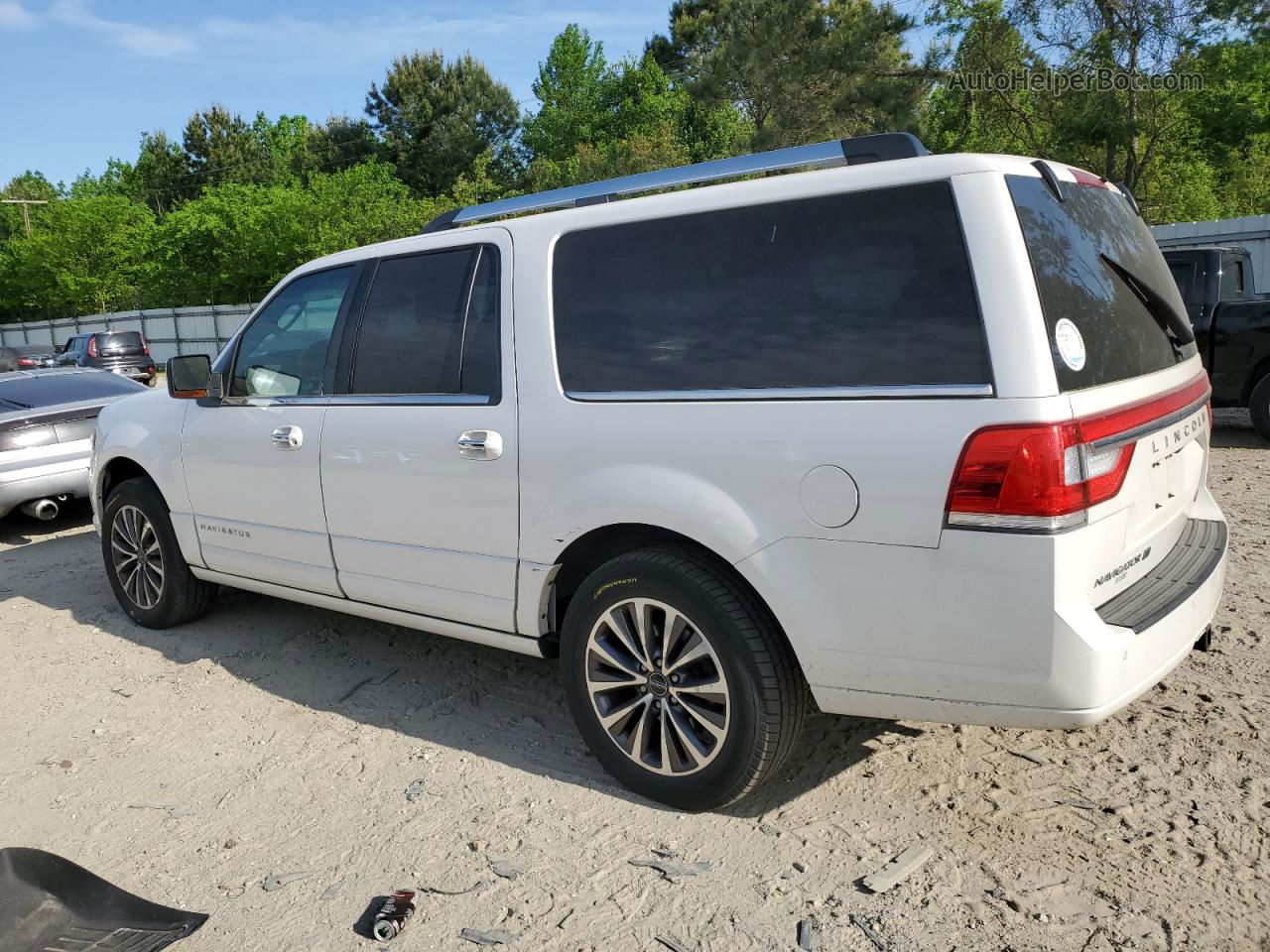 2016 Lincoln Navigator L Select White vin: 5LMJJ3JT8GEL00760