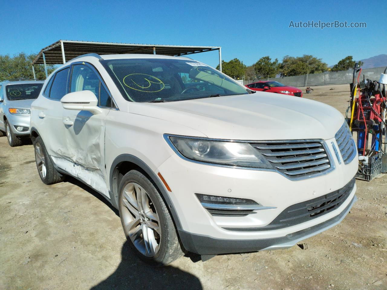 2015 Lincoln Mkc  White vin: 5LMTJ2AH8FUJ29141