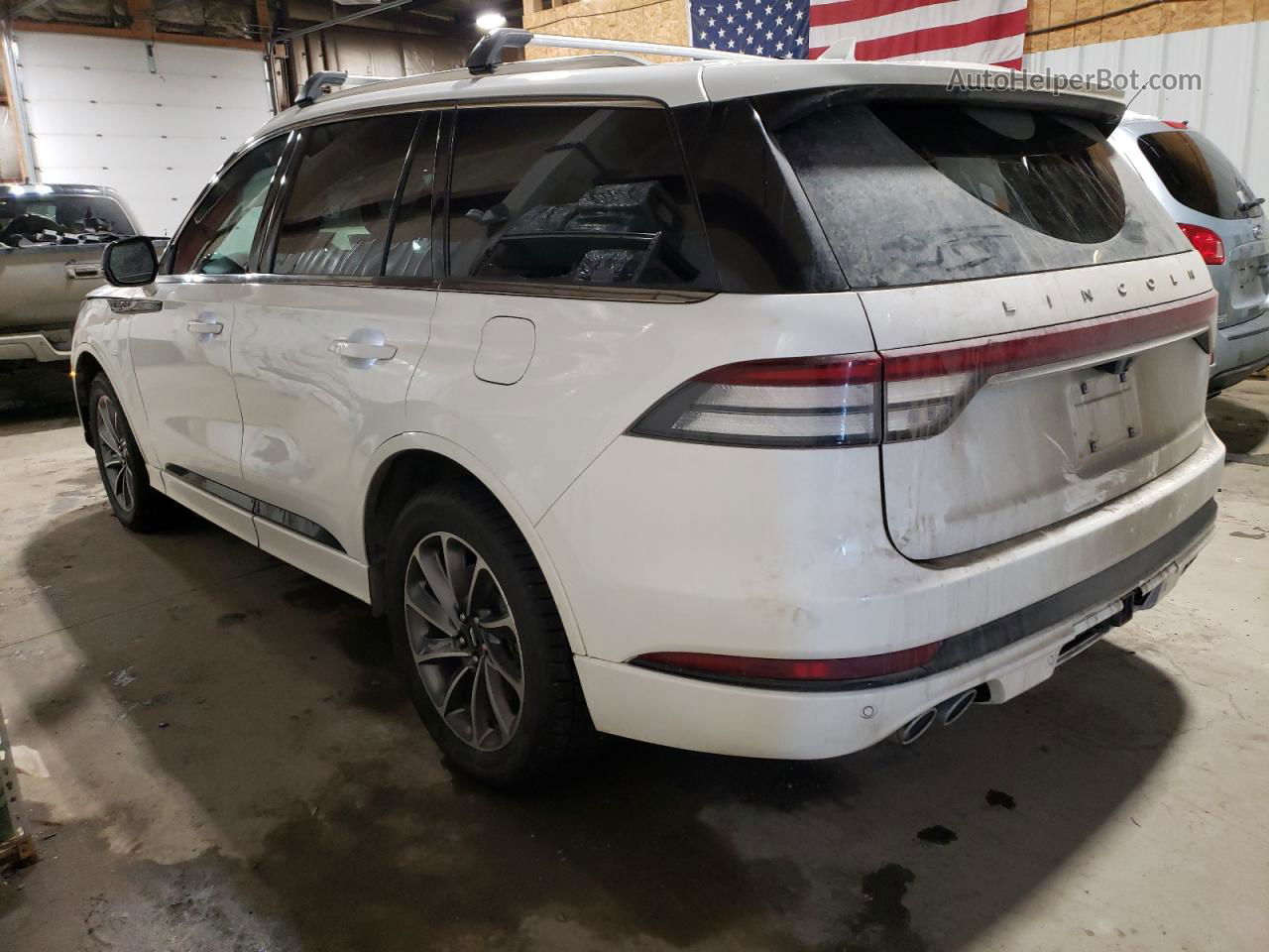 2020 Lincoln Aviator Grand Touring White vin: 5LMYJ8XY2LGL19883