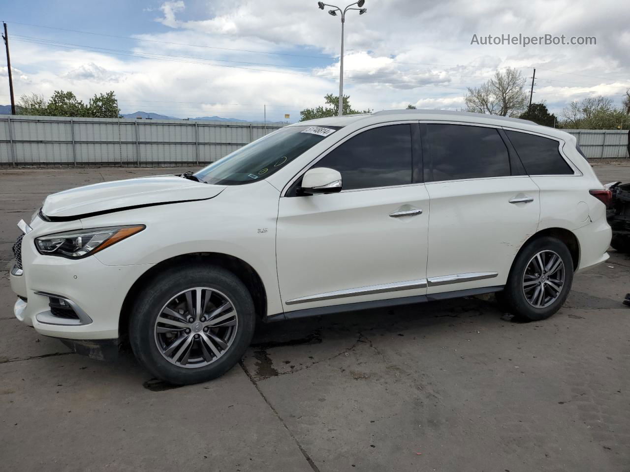 2016 Infiniti Qx60  White vin: 5N1AL0MM5GC512401