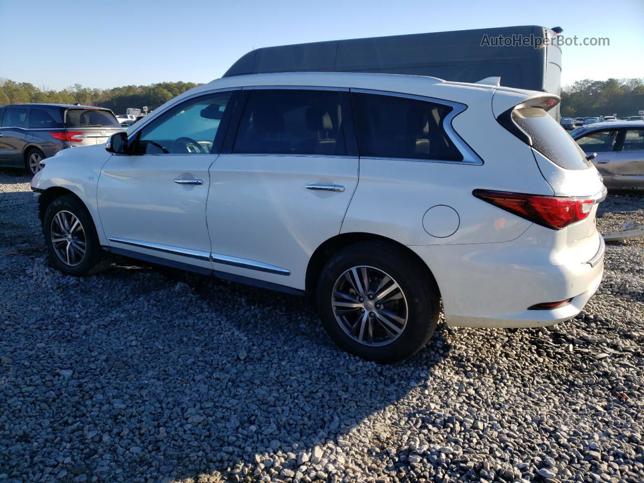 2016 Infiniti Qx60  White vin: 5N1AL0MN0GC519622