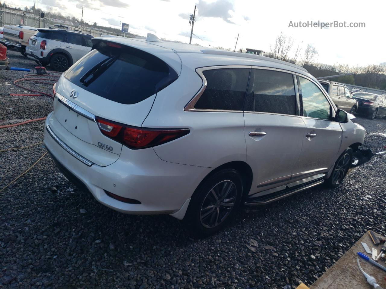 2016 Infiniti Qx60  White vin: 5N1AL0MN2GC532484