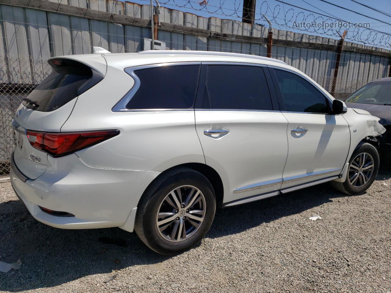 2016 Infiniti Qx60  White vin: 5N1AL0MN7GC523683