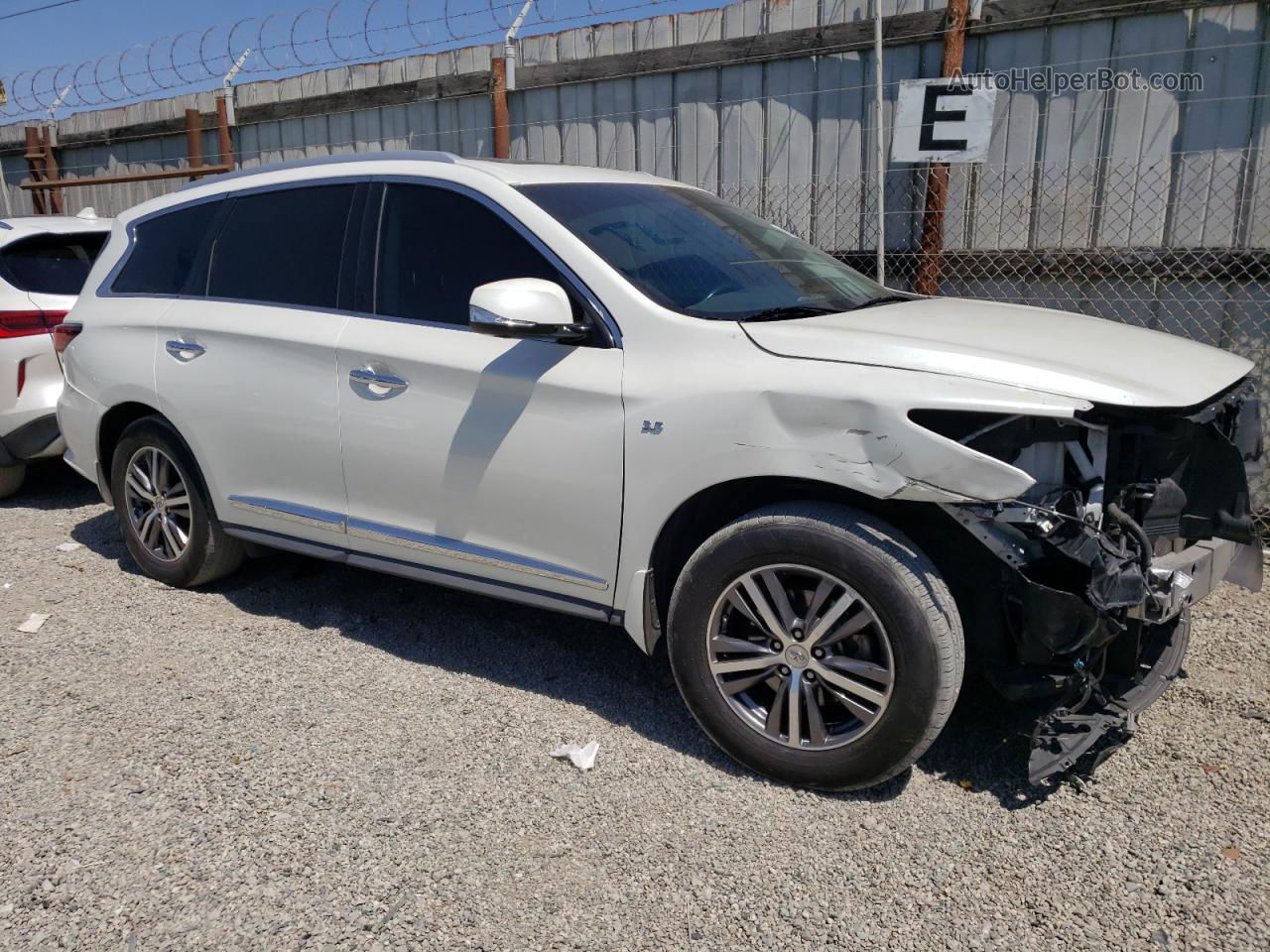 2016 Infiniti Qx60  White vin: 5N1AL0MN7GC523683