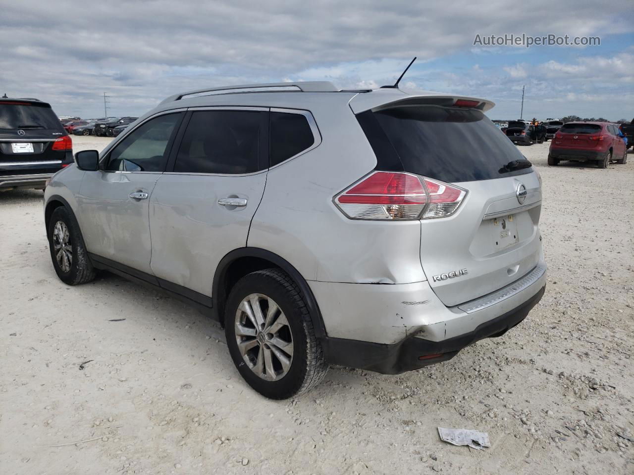 2016 Nissan Rogue S Silver vin: 5N1AT2MT0GC829408