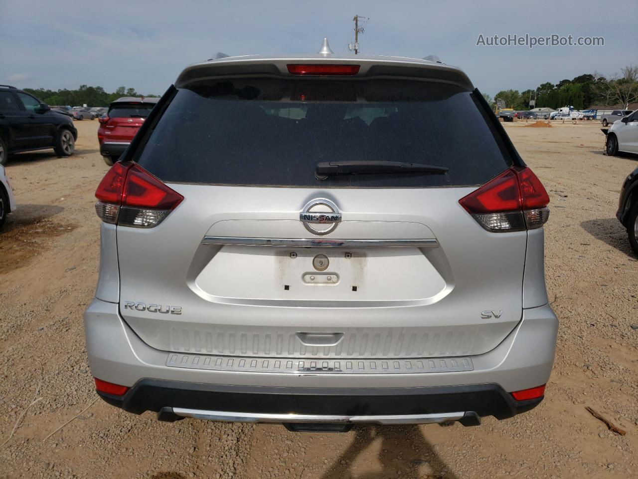 2018 Nissan Rogue S Silver vin: 5N1AT2MT2JC713540