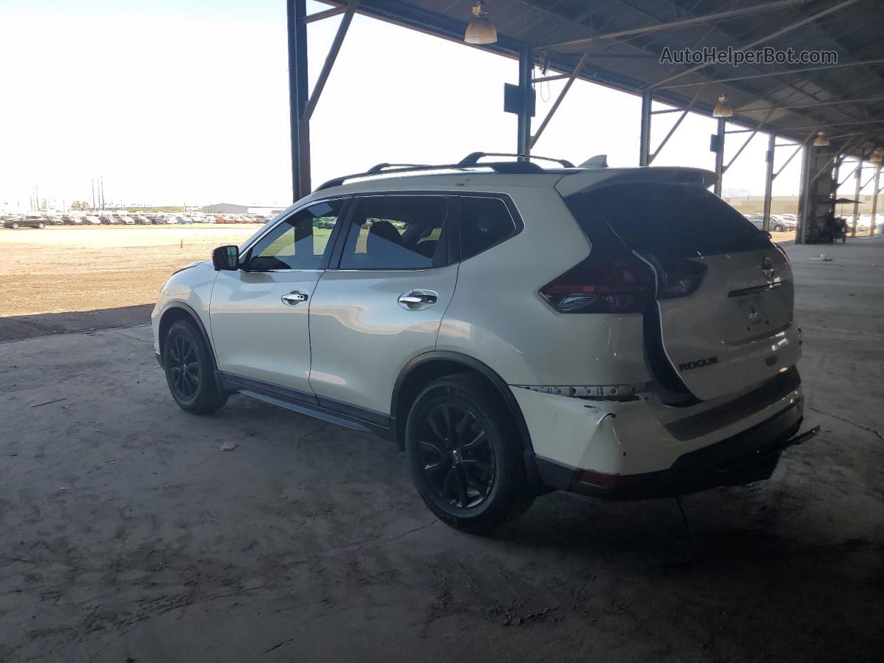 2018 Nissan Rogue S White vin: 5N1AT2MT5JC746550