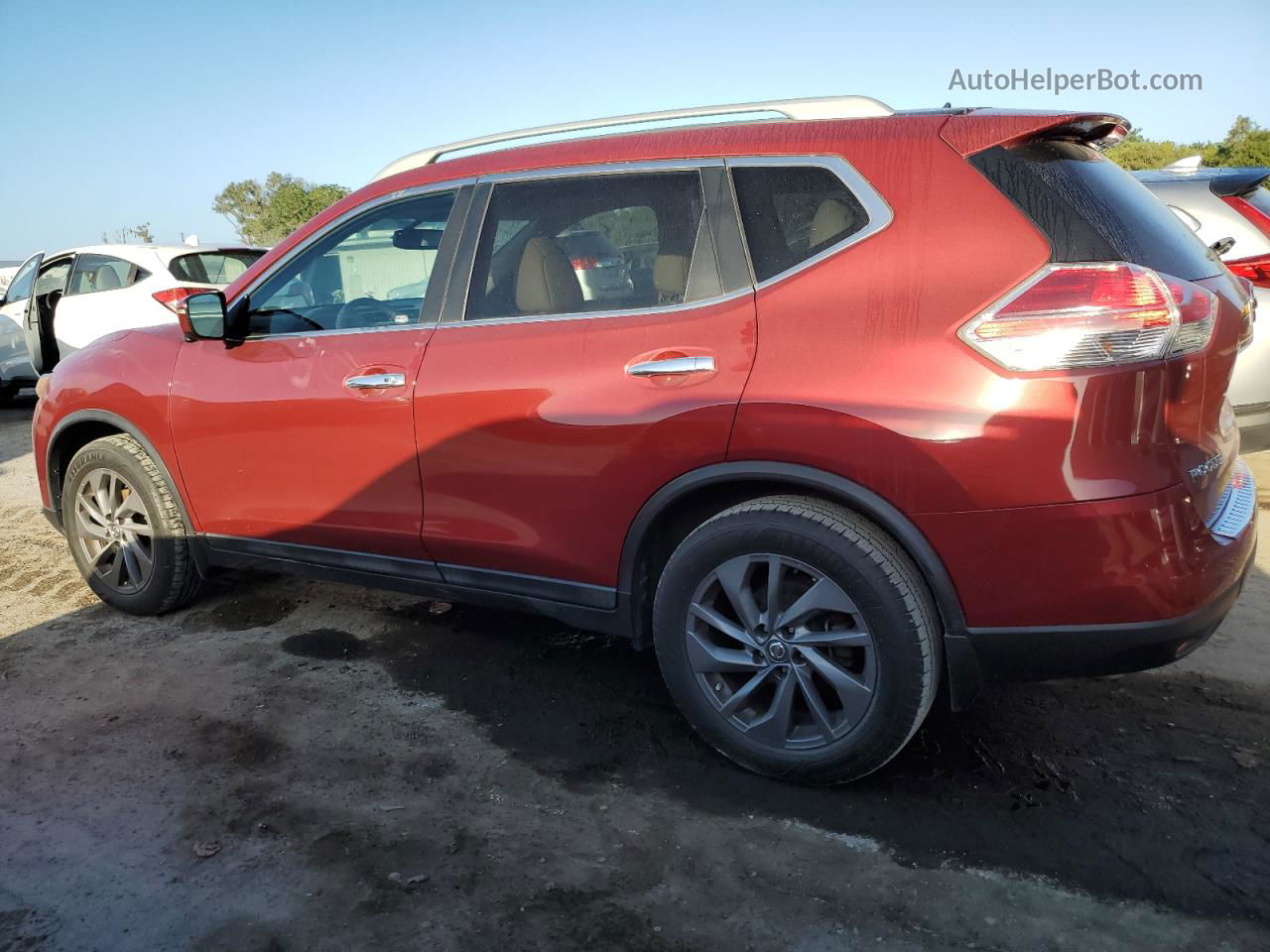 2016 Nissan Rogue S Burgundy vin: 5N1AT2MT8GC782032