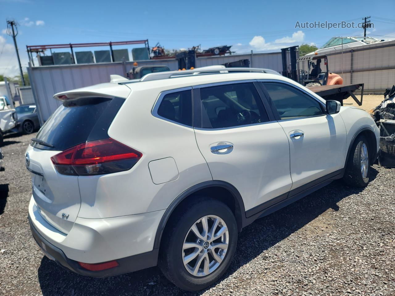 2018 Nissan Rogue S White vin: 5N1AT2MT8JC804778