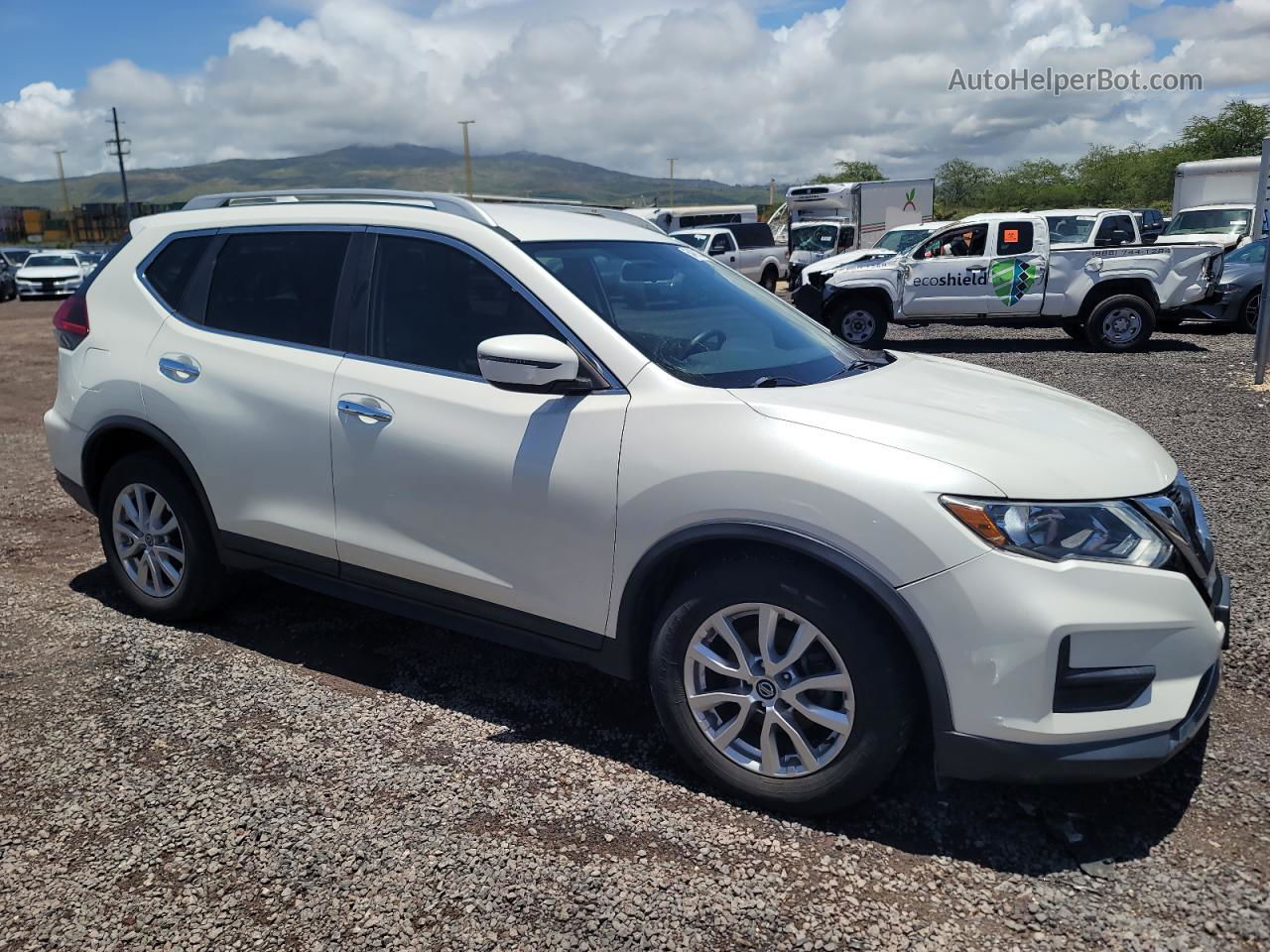 2018 Nissan Rogue S White vin: 5N1AT2MT8JC804778