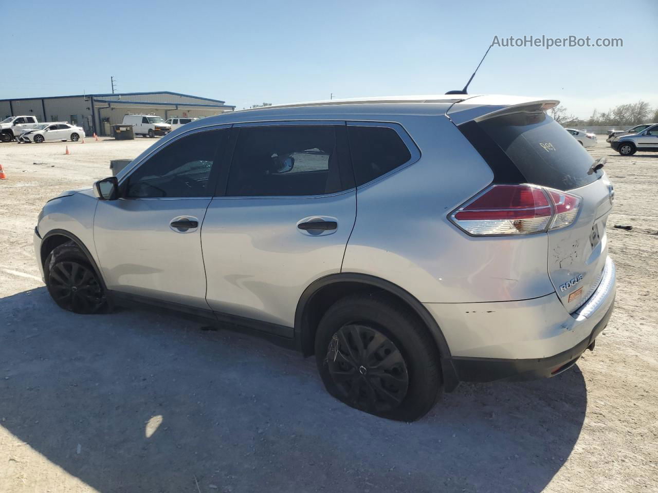 2016 Nissan Rogue S Серебряный vin: 5N1AT2MT9GC841816