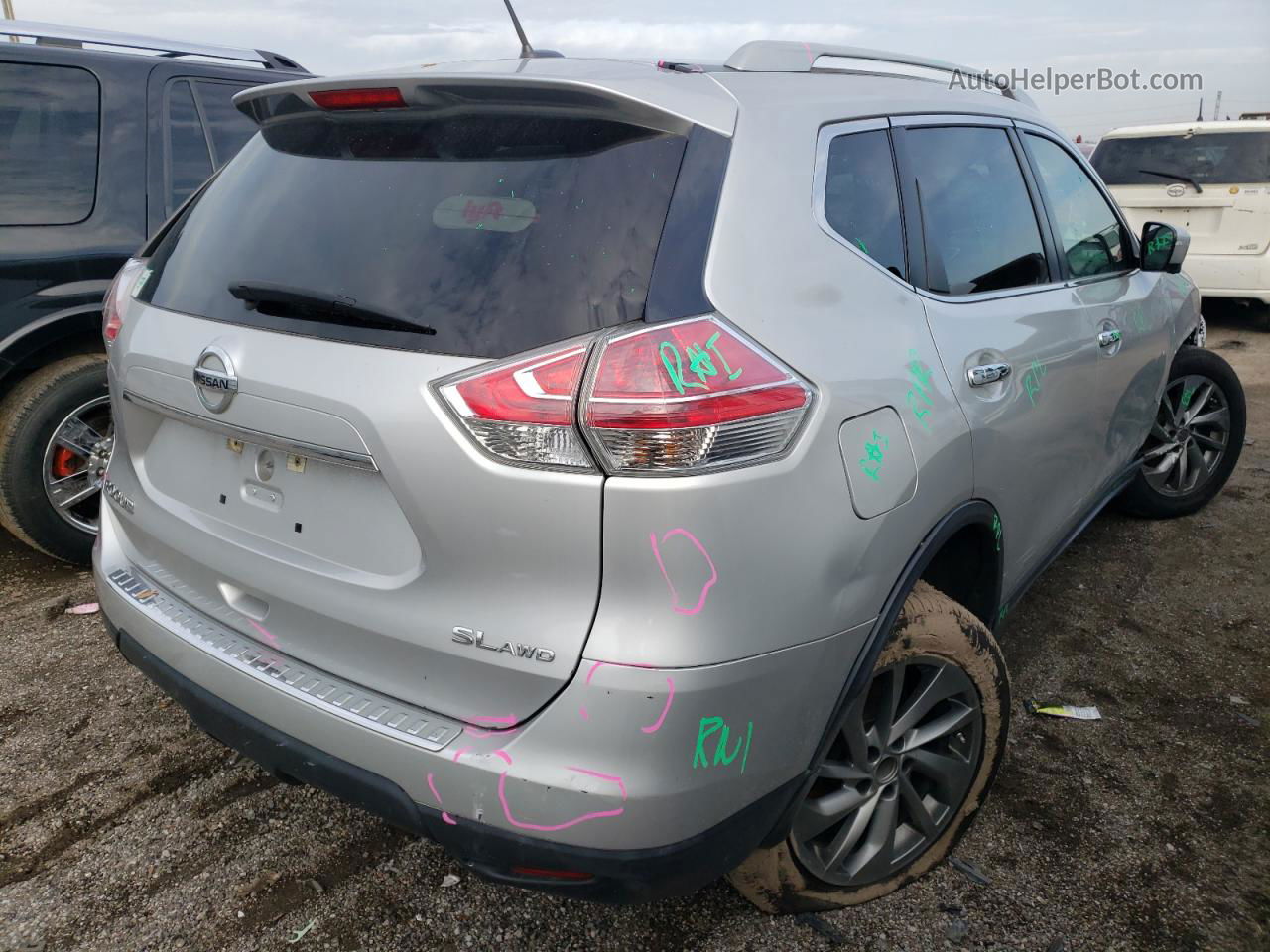 2015 Nissan Rogue S Серебряный vin: 5N1AT2MV0FC830087