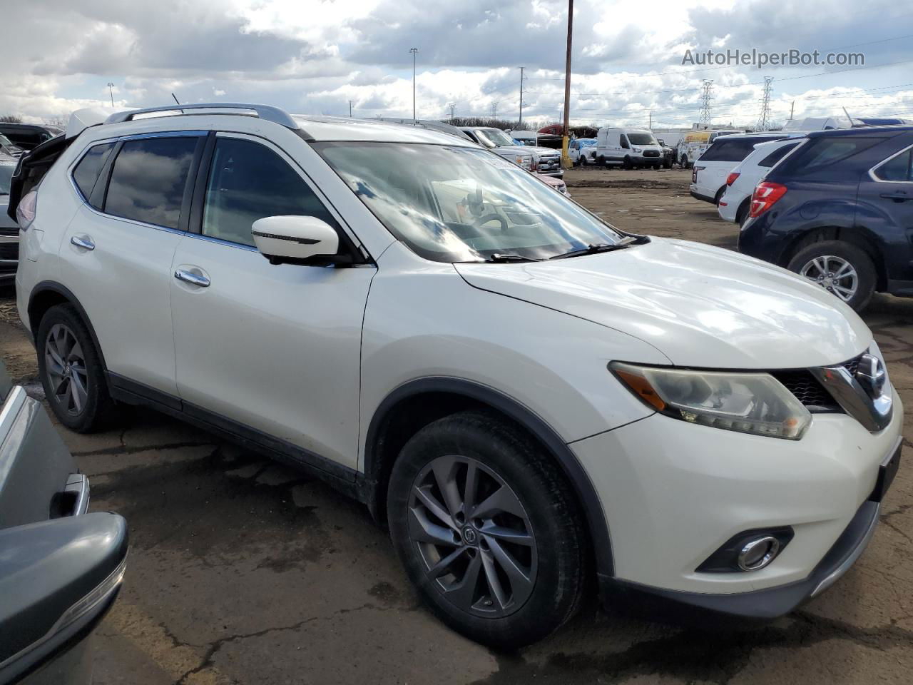 2016 Nissan Rogue S White vin: 5N1AT2MV1GC757460