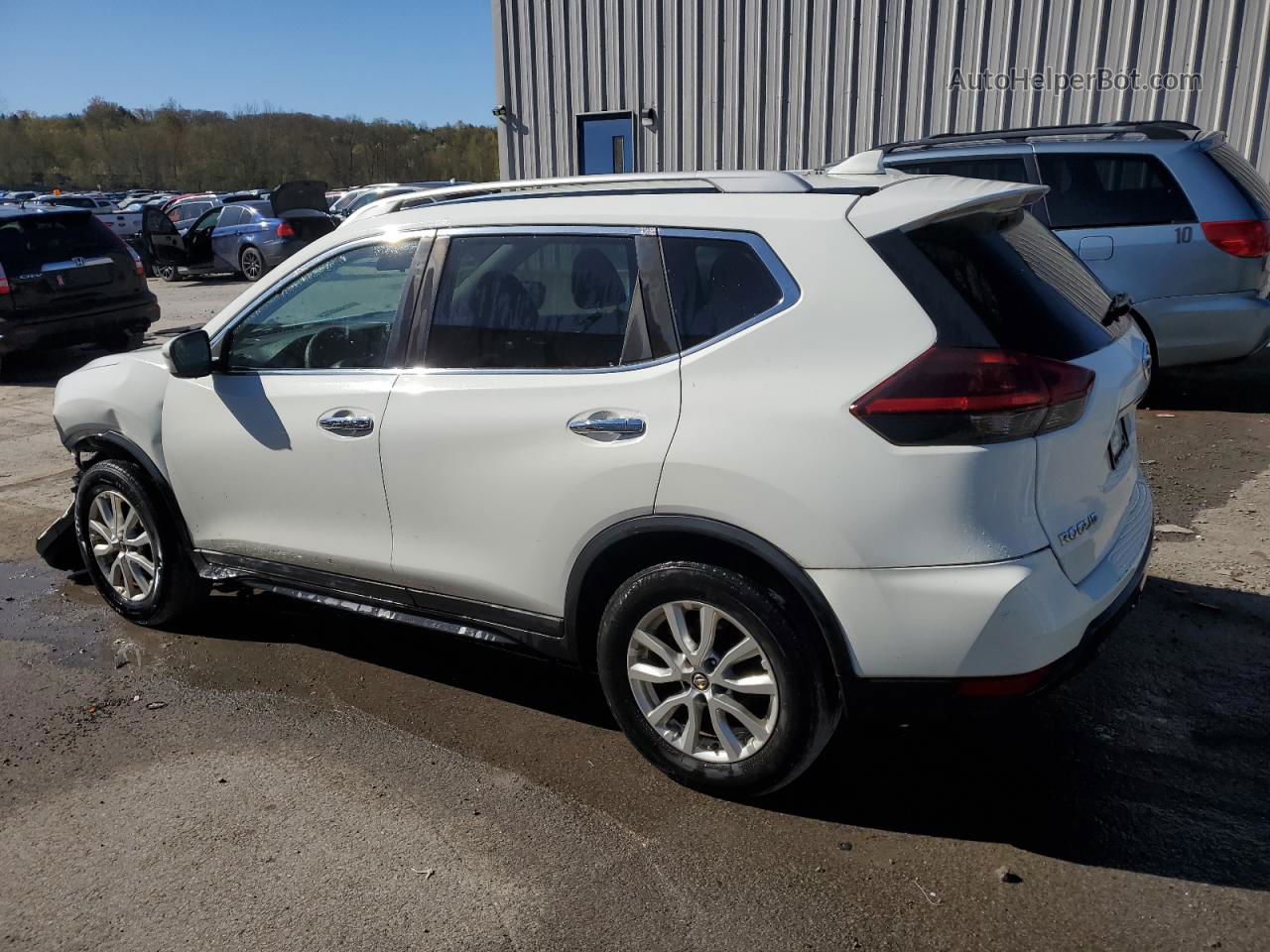 2018 Nissan Rogue S White vin: 5N1AT2MV1JC801061