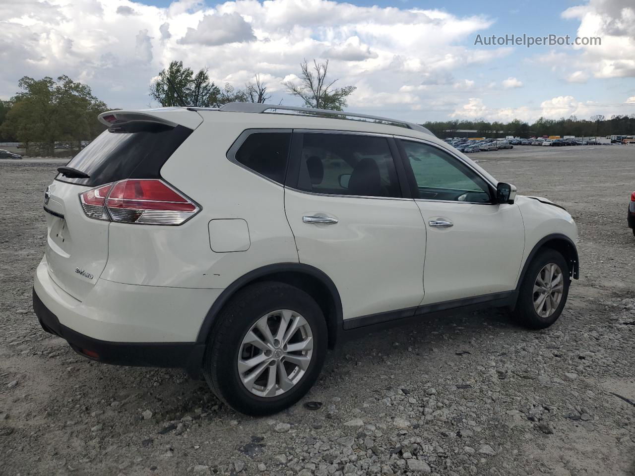 2016 Nissan Rogue S White vin: 5N1AT2MV2GC811476