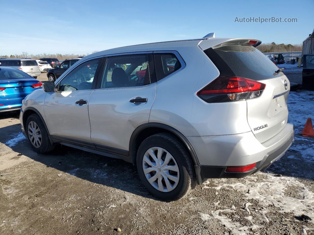 2018 Nissan Rogue S Silver vin: 5N1AT2MV2JC728489