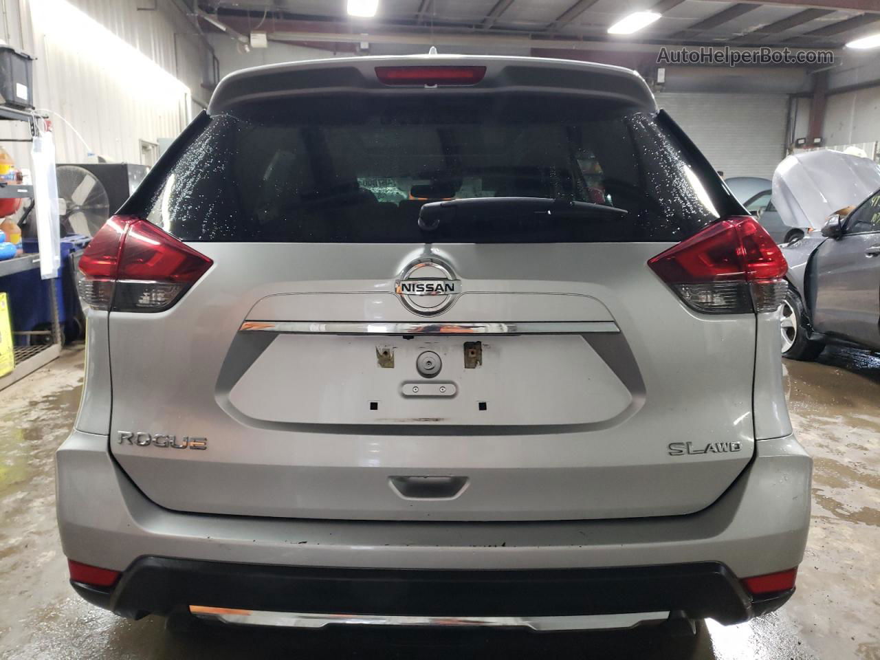 2018 Nissan Rogue S Silver vin: 5N1AT2MV2JC821965