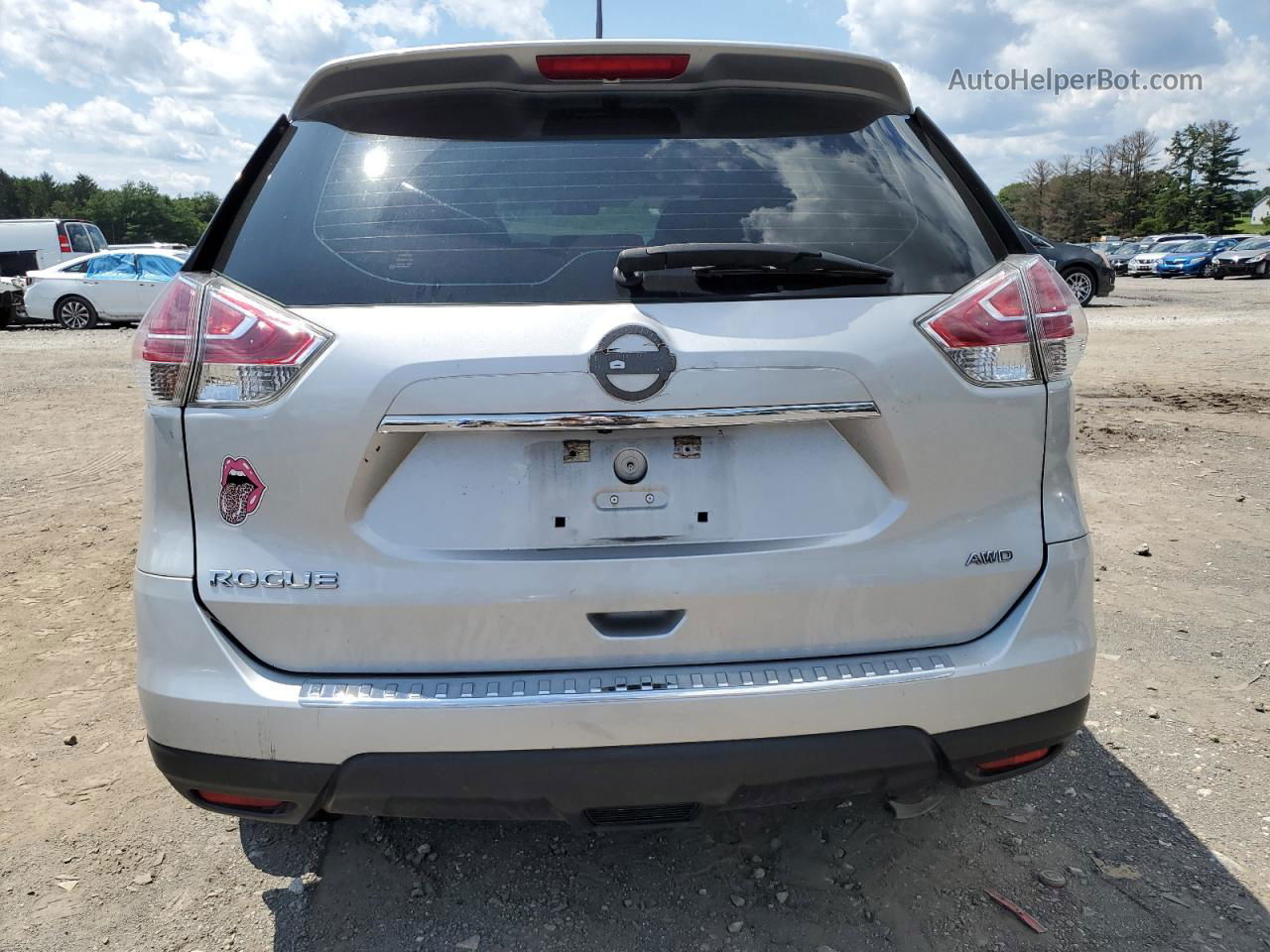 2016 Nissan Rogue S Silver vin: 5N1AT2MV3GC917810