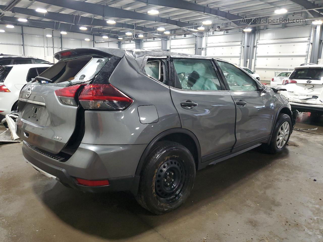 2018 Nissan Rogue S Серый vin: 5N1AT2MV3JC771304