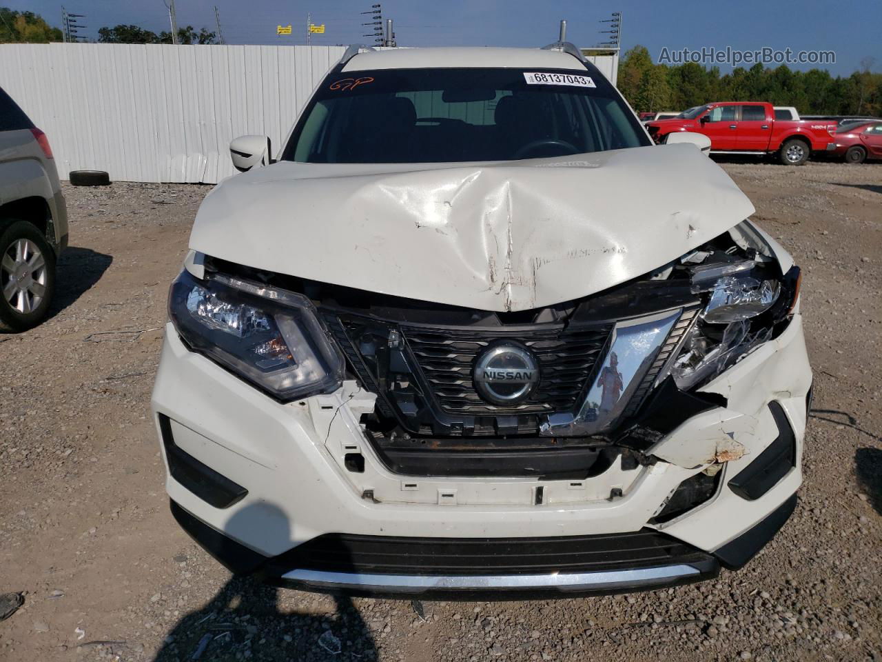 2018 Nissan Rogue S White vin: 5N1AT2MV5JC770624