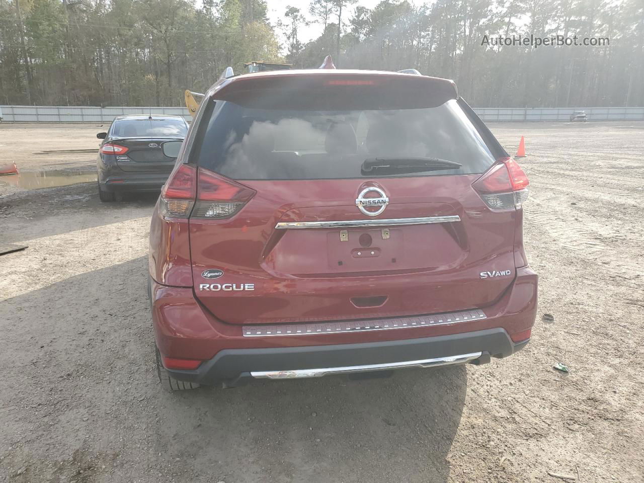 2018 Nissan Rogue S Red vin: 5N1AT2MV6JC811438