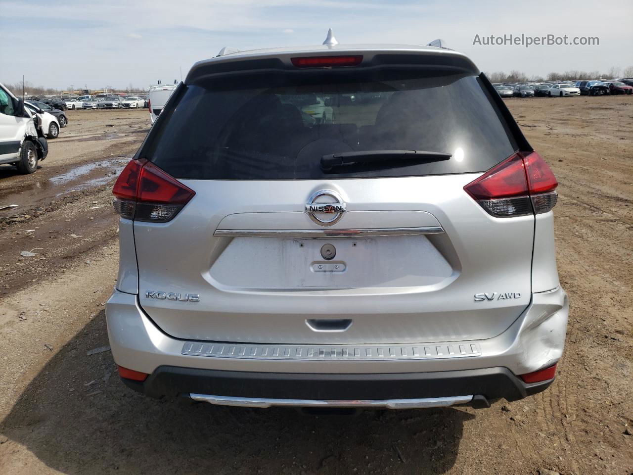 2018 Nissan Rogue S Silver vin: 5N1AT2MV6JC832967