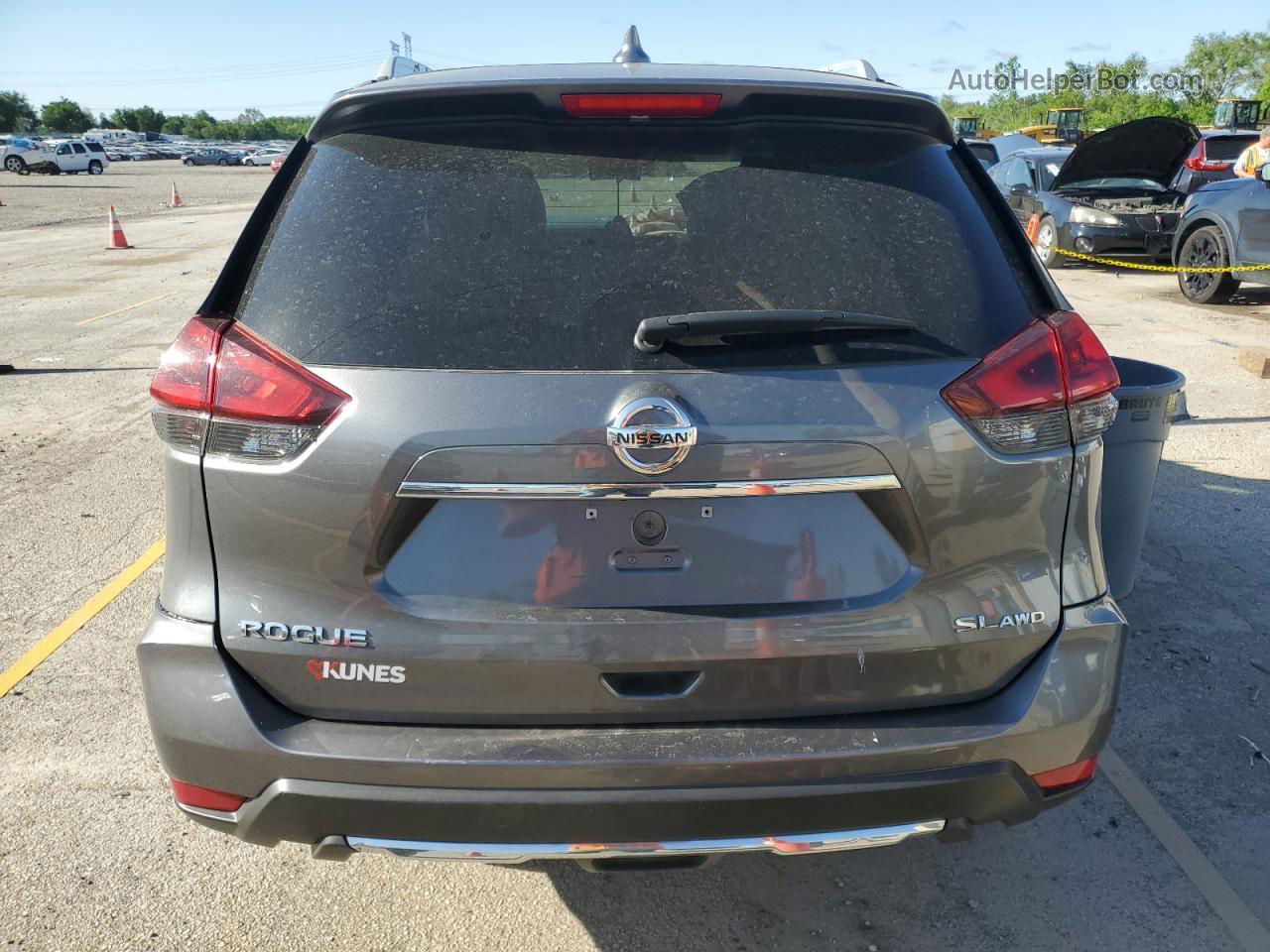 2018 Nissan Rogue S Gray vin: 5N1AT2MV7JC724230