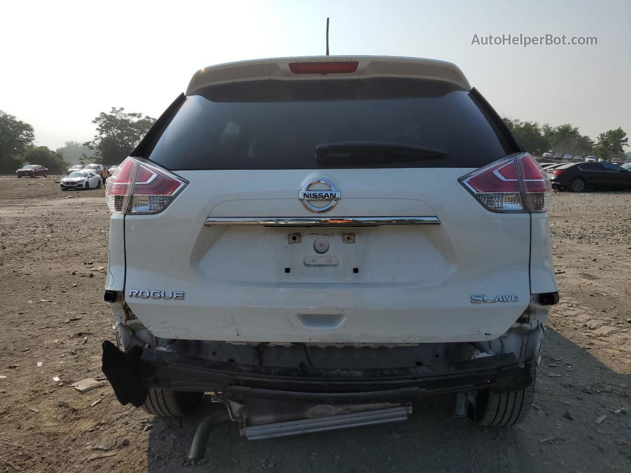 2016 Nissan Rogue S White vin: 5N1AT2MV8GC746844