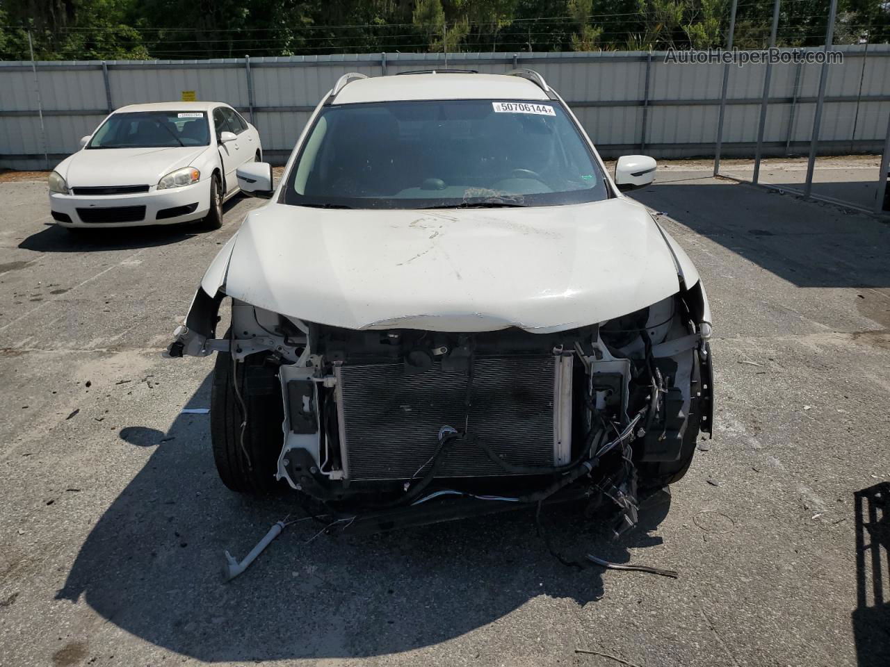 2018 Nissan Rogue S White vin: 5N1AT2MV9JC784137